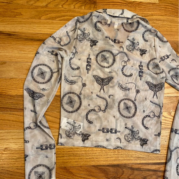 Milk It by Dolls Kill Button Up NWT - Sheer Tatto Print- EU 8 US 4 - Picture 11 of 14